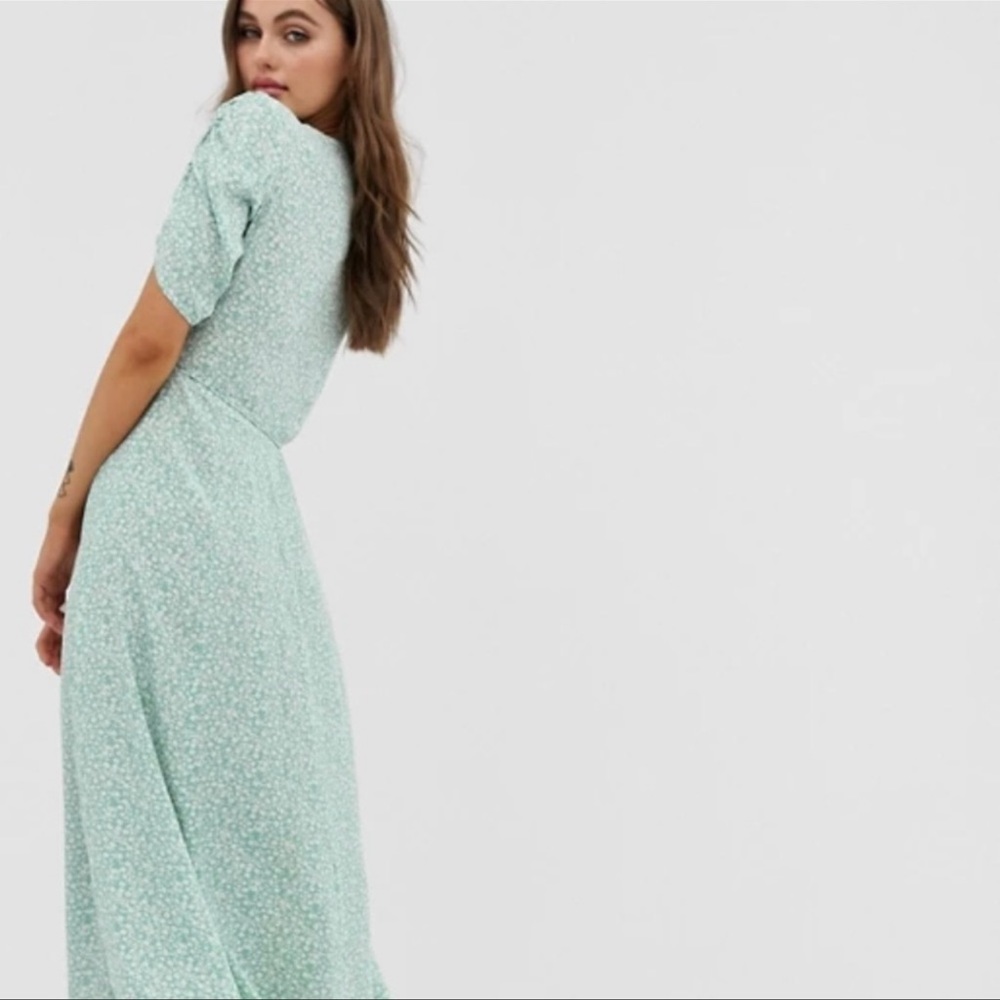 NWT Faithfull the Brand Chiara Floral Wrap Dress